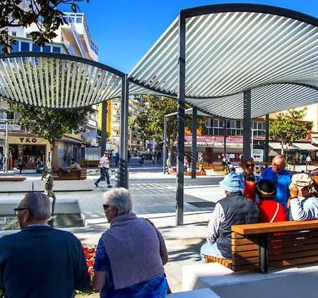 Pedro Happy * Τορρεμολίνος