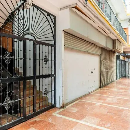 Pedro Happy トレモリノス